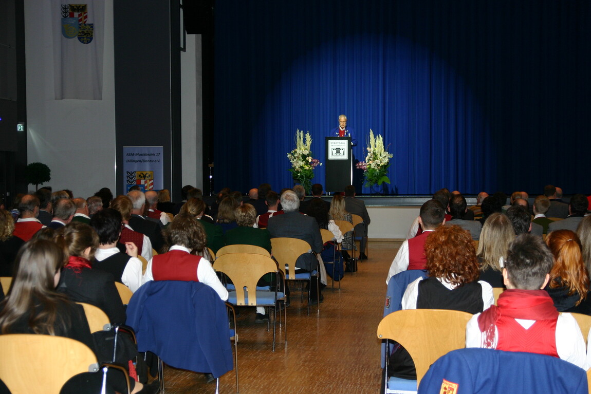 Stellvertr. ASM-Präsident Rainer Schaller bei seiner Ansprache